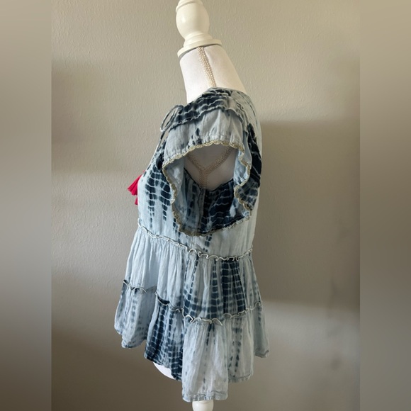 THML Blouse - Picture 3 of 6